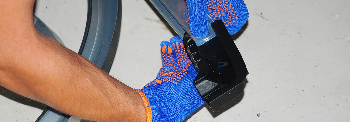 Sticky Roll Up Garage Door Repair in West Palm Beach, Florida